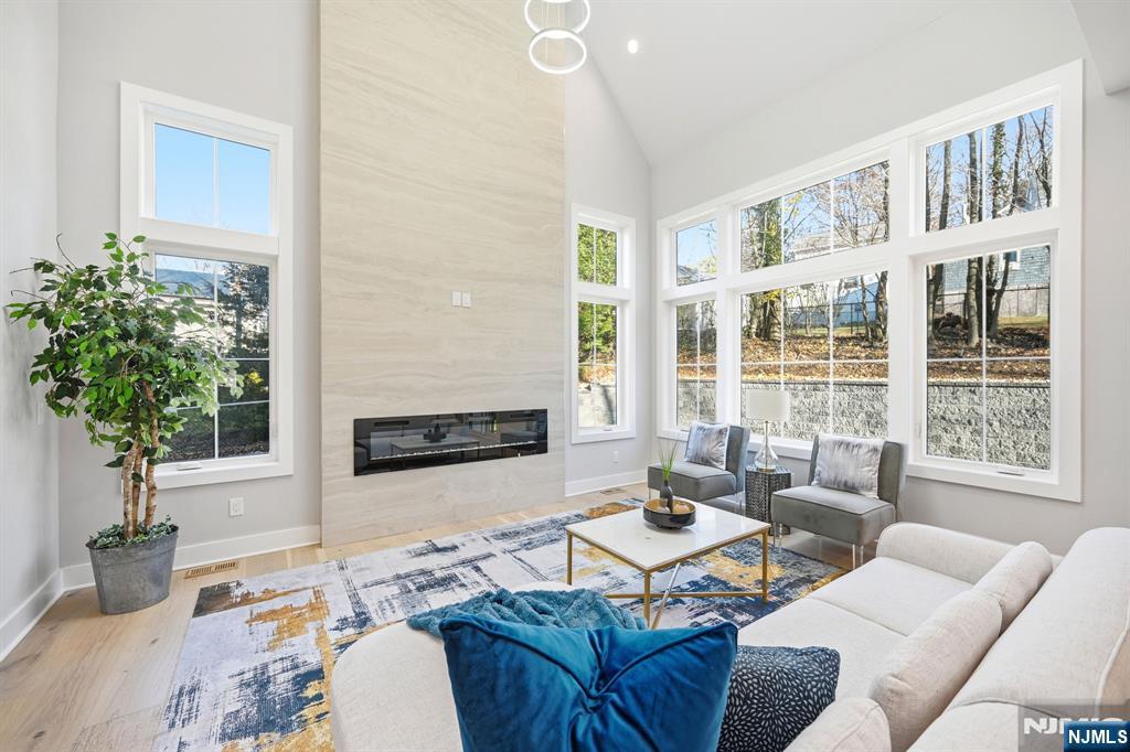 11 Rale Terrace Livingston, NJ 07039 - Photo 6 of 50