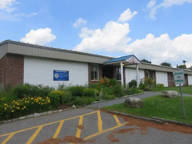 $265,000 | 47 Highway 118, Canaan, NH 03741