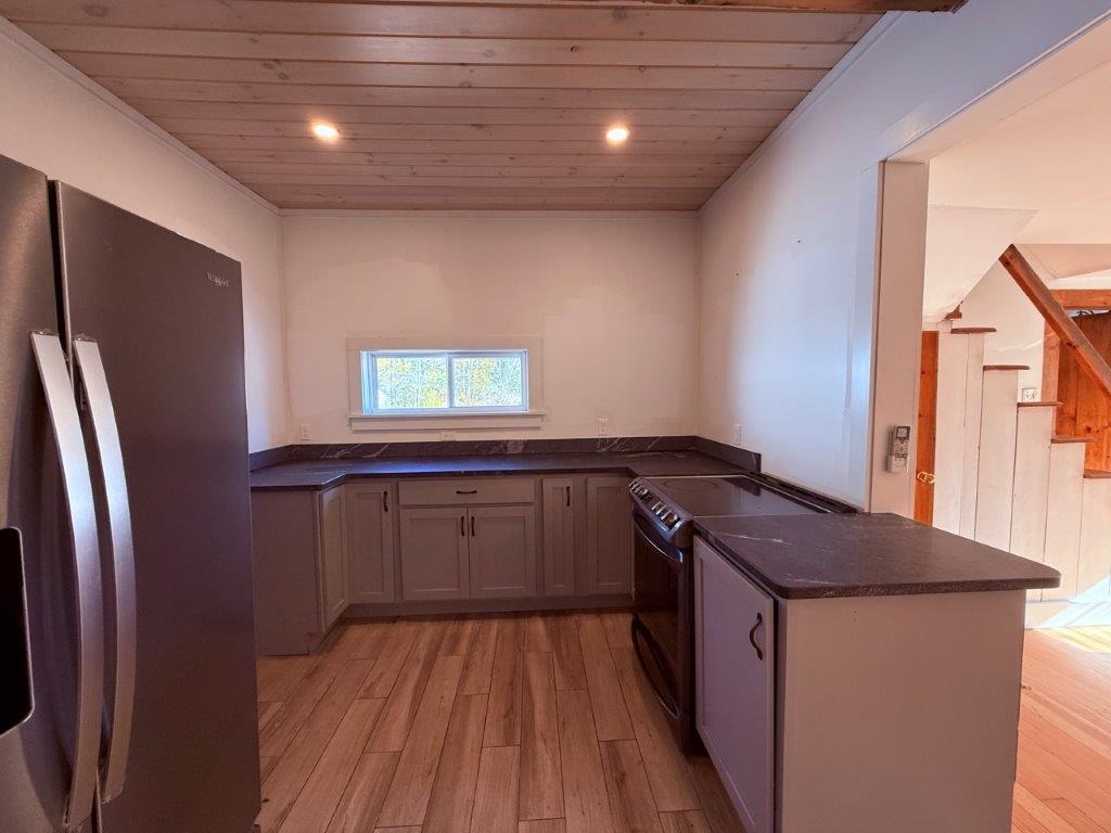 47 Highway 118 Canaan, NH 03741 - Photo 6 of 43