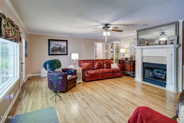 $489,900 | 144 Blue Bird Drive, Johnson City, TN 37601