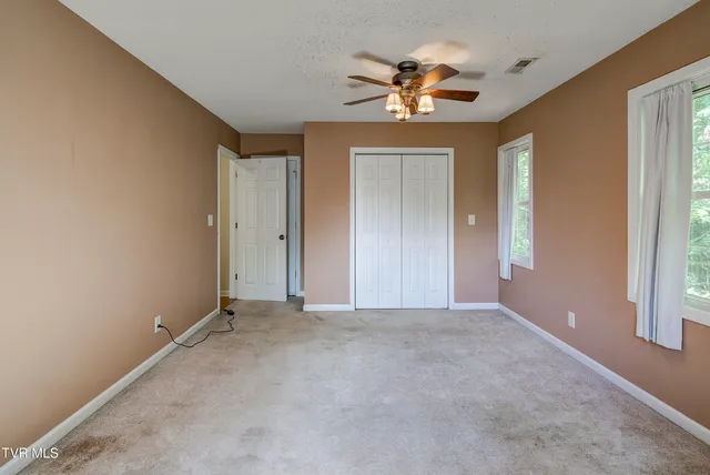 $489,900 | 144 Blue Bird Drive, Johnson City, TN 37601