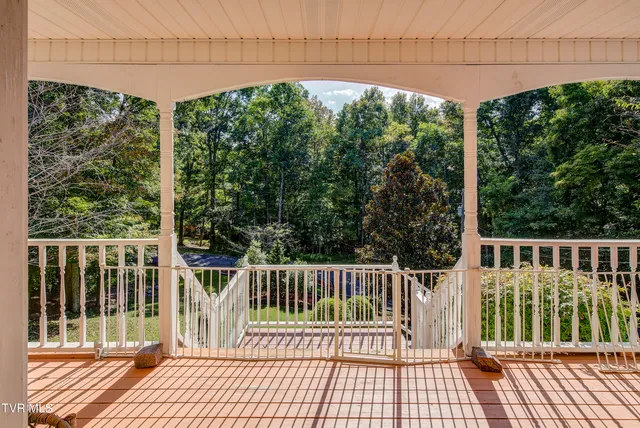 $489,900 | 144 Blue Bird Drive, Johnson City, TN 37601