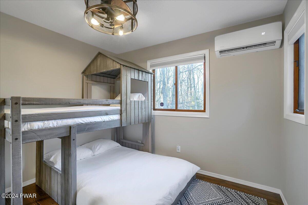 226 Maple Ridge Drive Hawley, PA 18428 - Photo 18 of 38