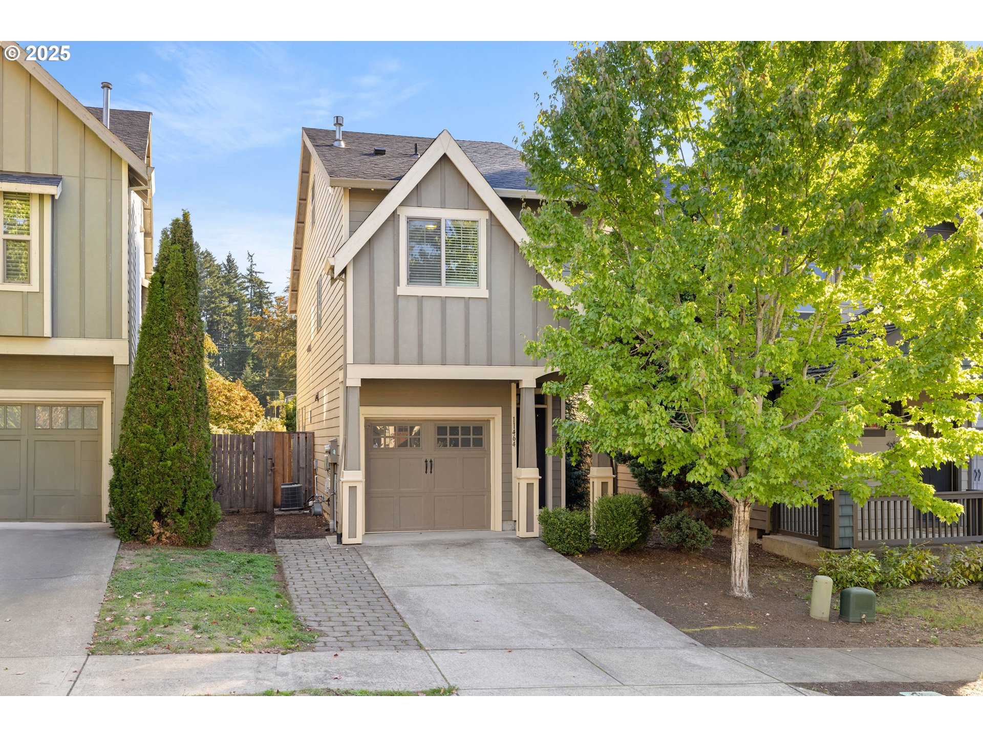 11464 Southwest 96th Avenue Portland, OR 97223 - Photo 2 of 43