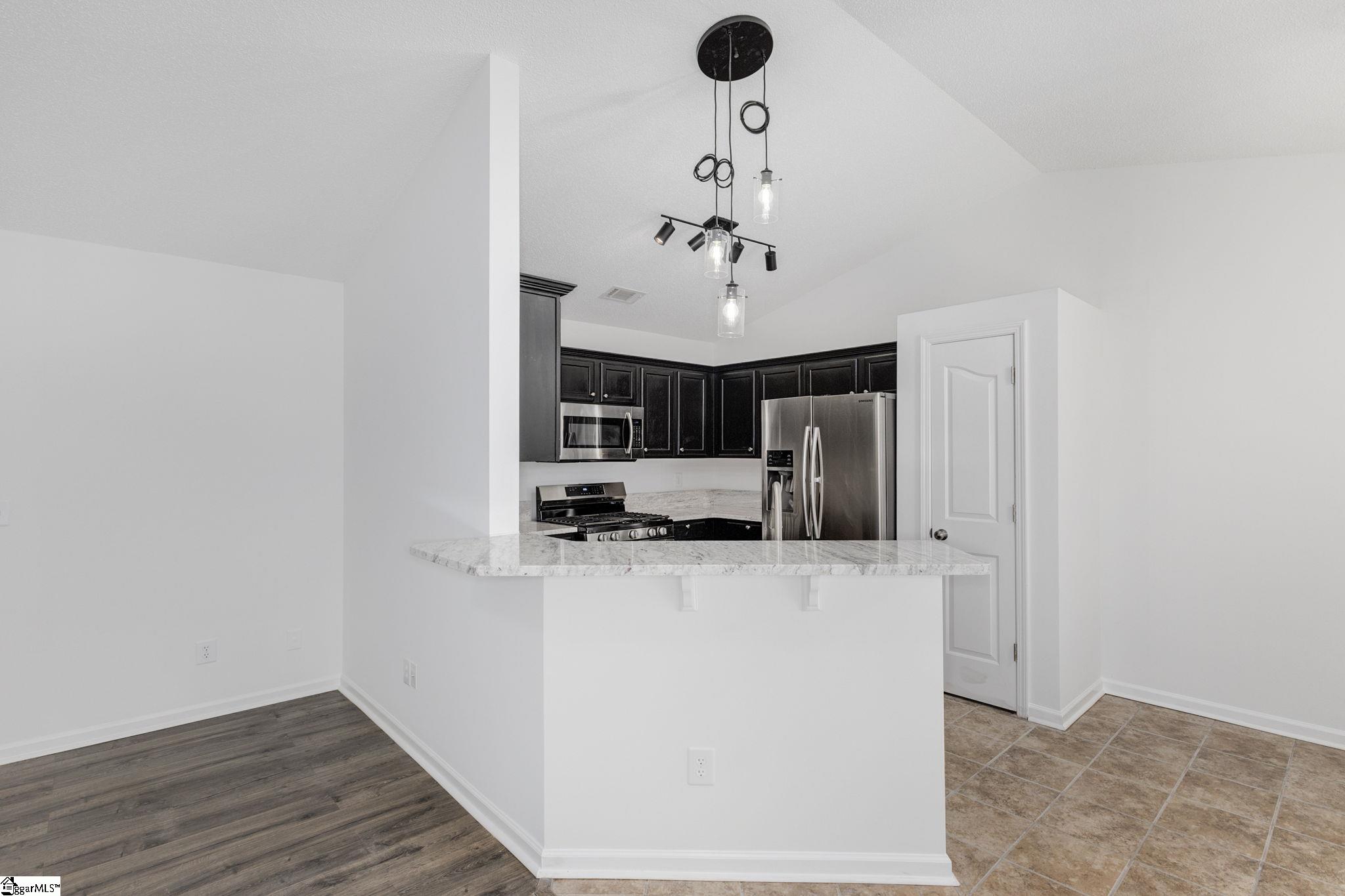 319 Highgate Circle Greer, SC 29650 - Photo 14 of 36