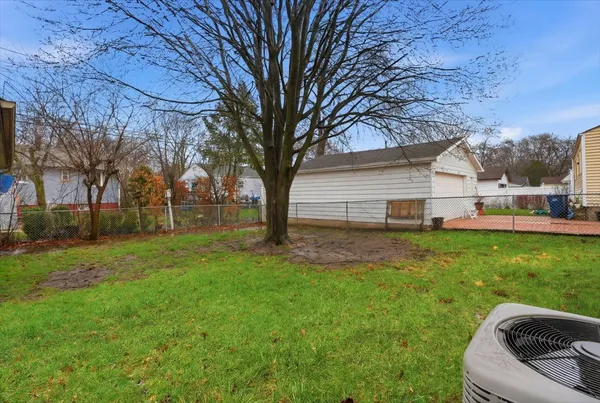 $260,000 | 2320 West Cheyenne Road, Waukegan, IL 60087