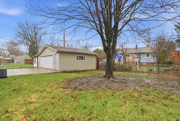 $260,000 | 2320 West Cheyenne Road, Waukegan, IL 60087