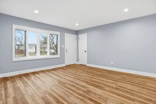 $260,000 | 2320 West Cheyenne Road, Waukegan, IL 60087