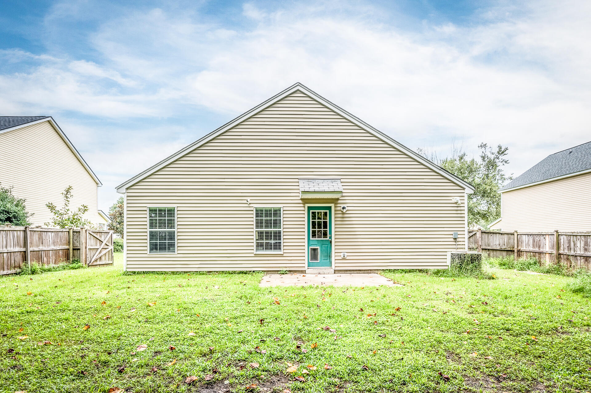 621 State Rd S-8-977 Moncks Corner, SC 29461 - Photo 26 of 27 621Resinwood-bright-05