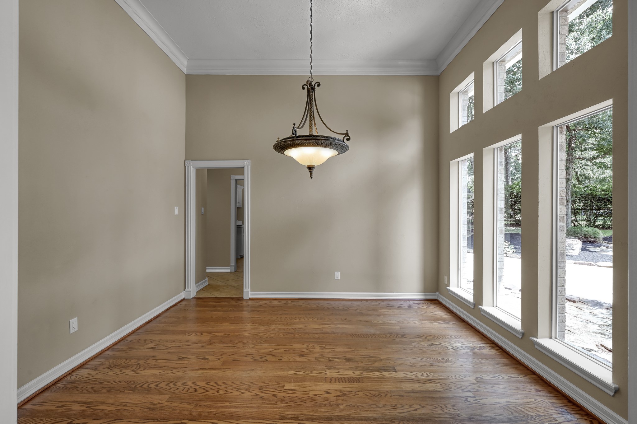 2205 Longmire Road Conroe, TX 77304 - Photo 20 of 49
