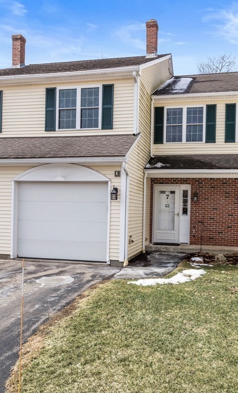 7 Village Way, Unit 7 Rutland, MA 01543 - Photo 2 of 36