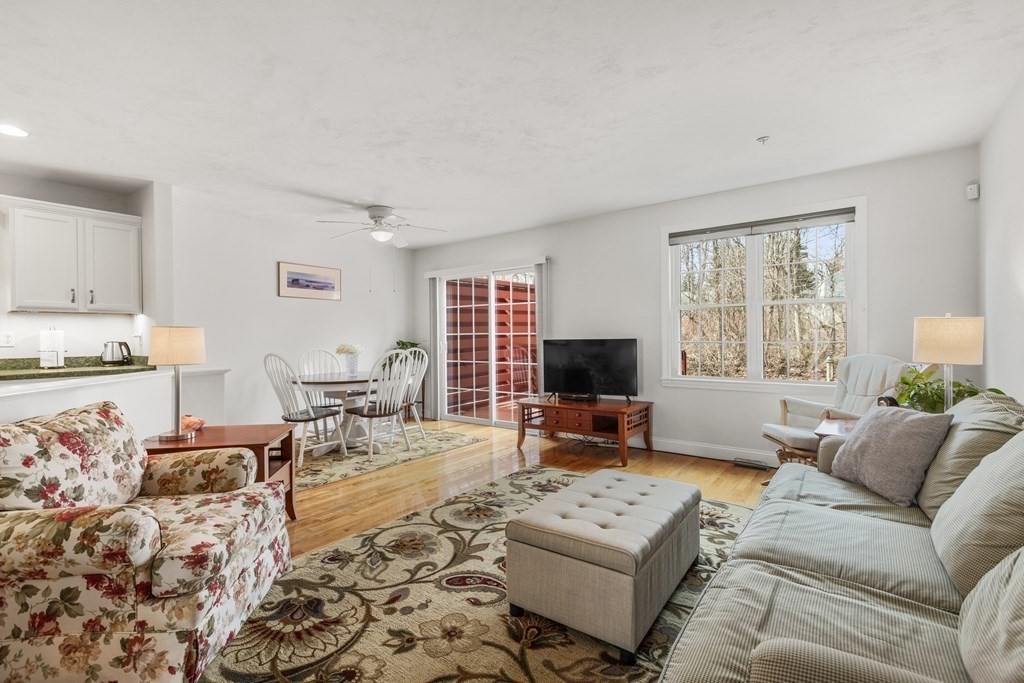 7 Village Way, Unit 7 Rutland, MA 01543 - Photo 6 of 36