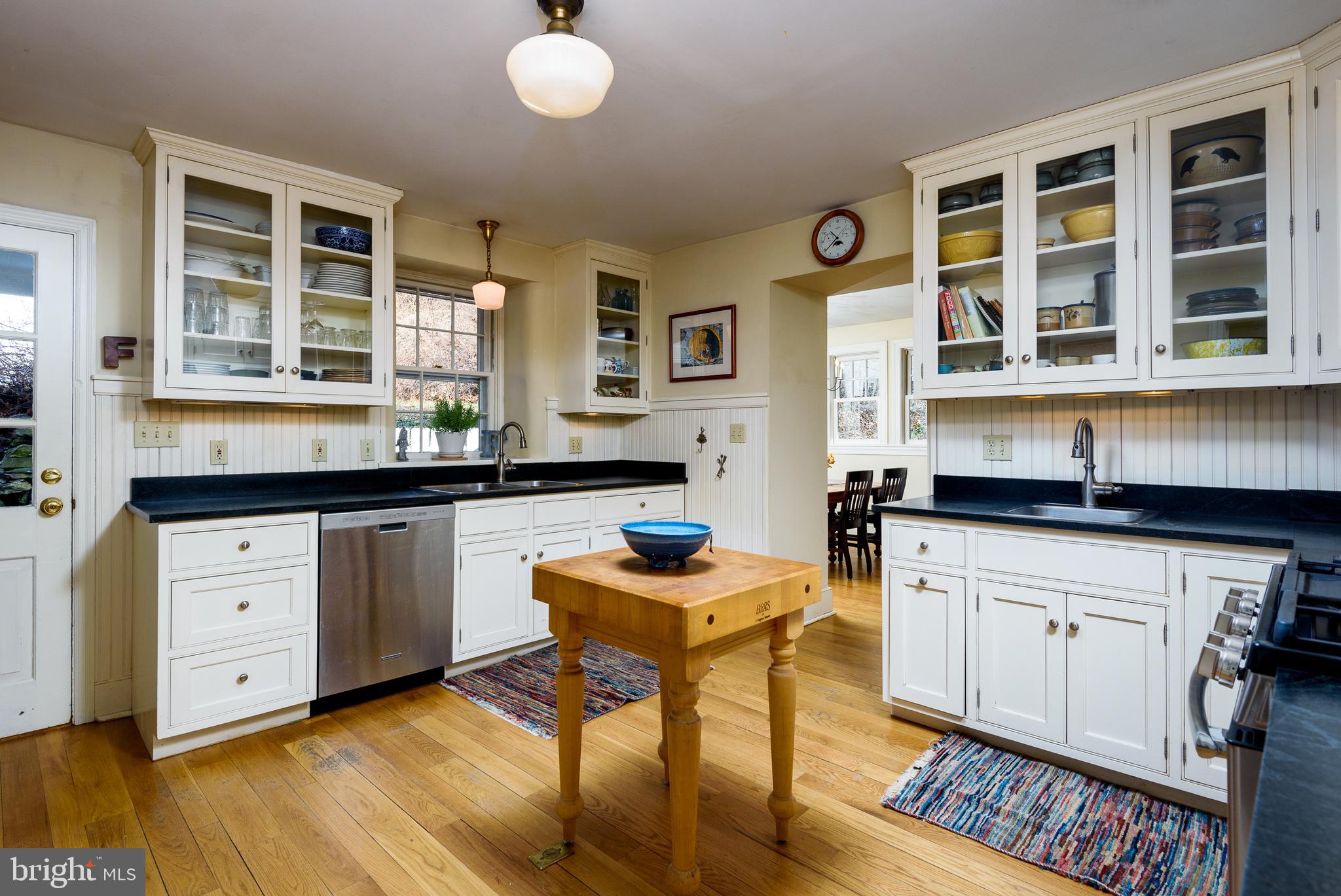 1140 Old Ford Road Huntingdon Valley, PA 19006 - Photo 7 of 25 Kitchen