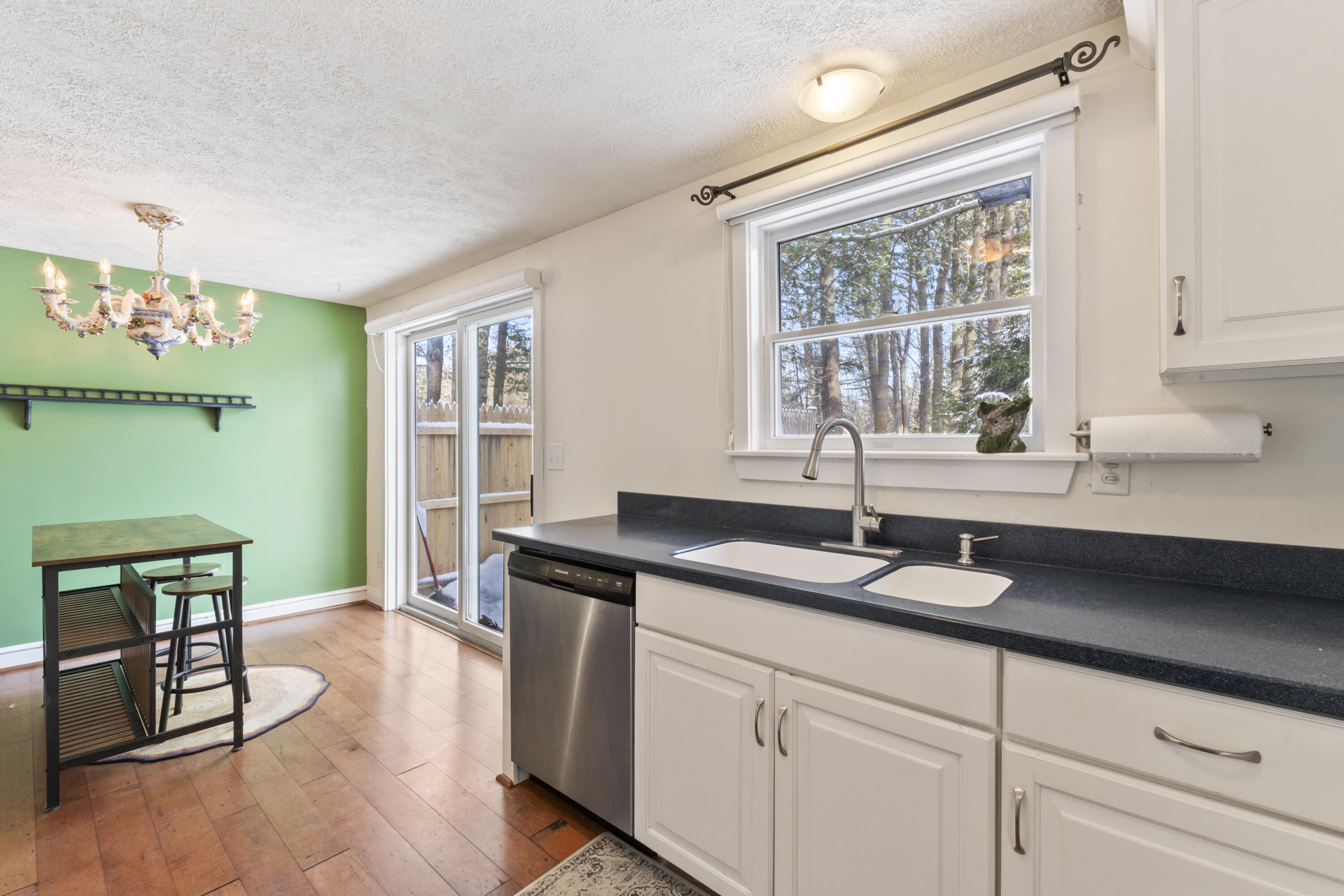 20 Ward Circle, Unit 20 Brunswick, ME 04011 - Photo 20 of 34 20 Ward Cir_115