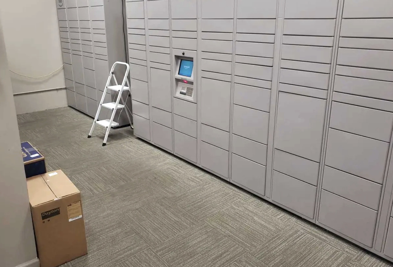 5320 North Sheridan Road, Unit 2110 Chicago, IL 60640 - Photo 12 of 16 a utility room with dryer and washer