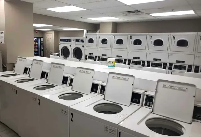 $172,000 | 5320 North Sheridan Road, Unit 2110, Chicago, IL 60640