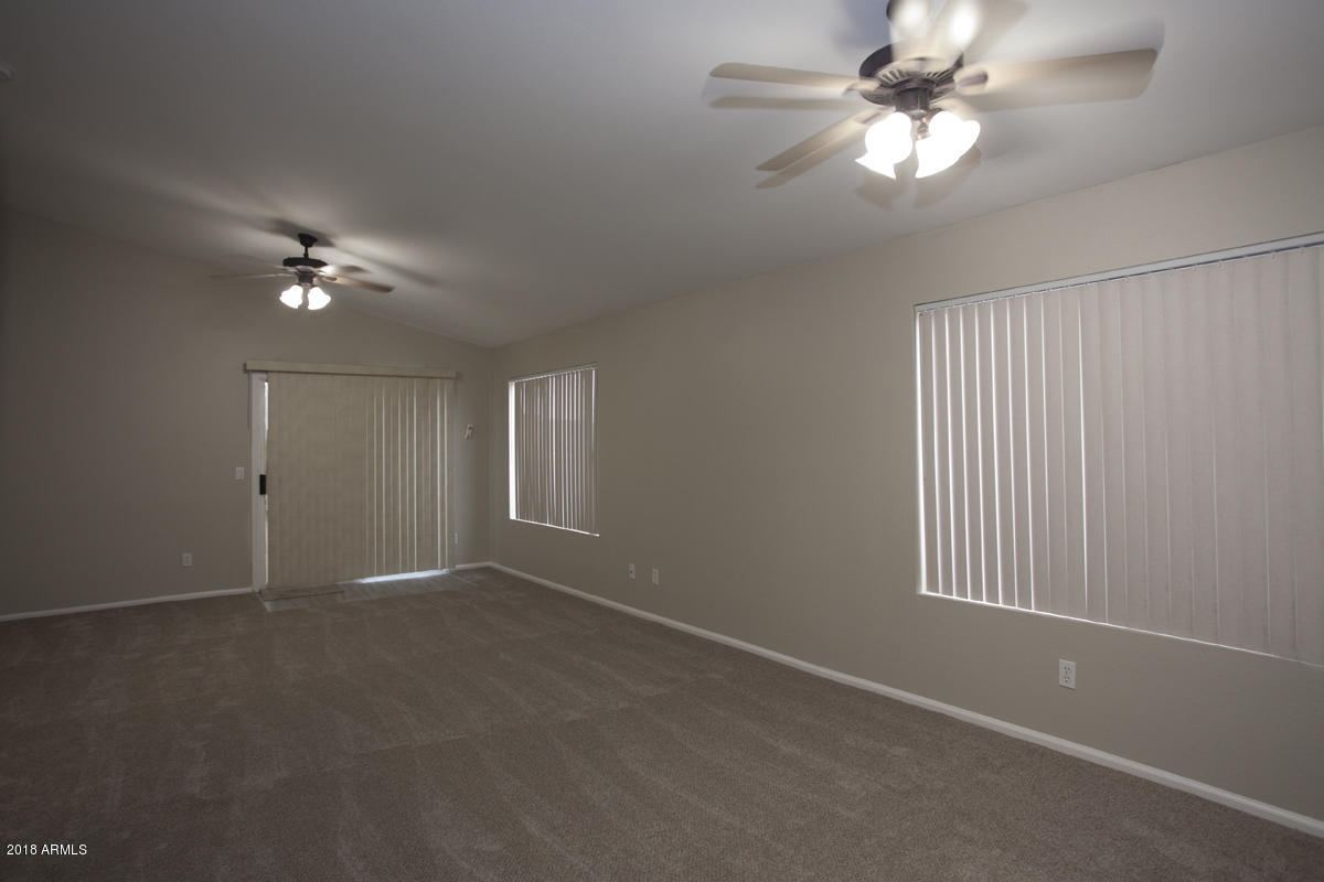 446 North Rochester Mesa, AZ 85205 - Photo 5 of 24 Dining/Family