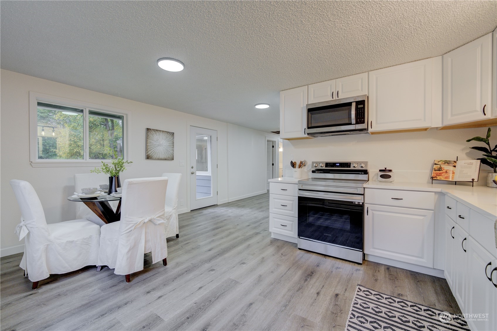 7111 Grandview Road Arlington, WA 98223 - Photo 14 of 26 Gallery Image 14