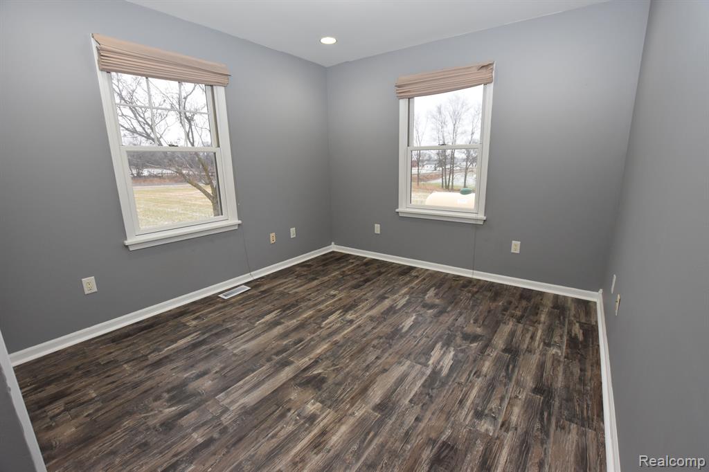 9610 East Prior Road Durand, MI 48429 - Photo 14 of 28