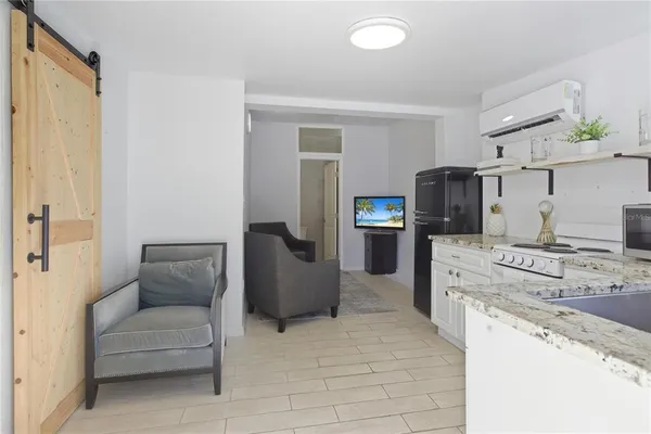$3,500 | 2826 Marlette Street, Sarasota, FL 34231
