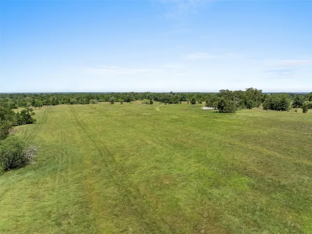 a view of an ocean from a yard