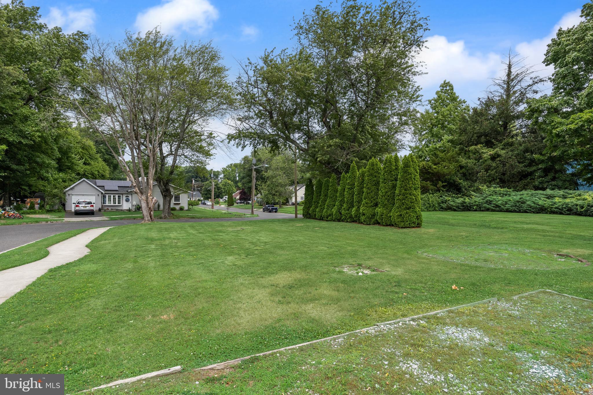 23 West Mill Road Maple Shade, NJ 08052 - Photo 24 of 29 Look at this yard!! TONS of space!