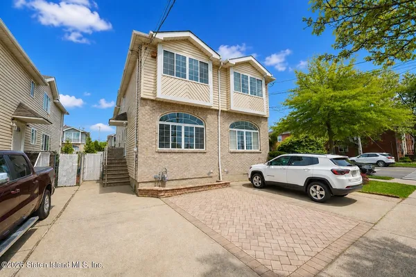 $799,000 | 99 Freedom Avenue | Bulls Head
