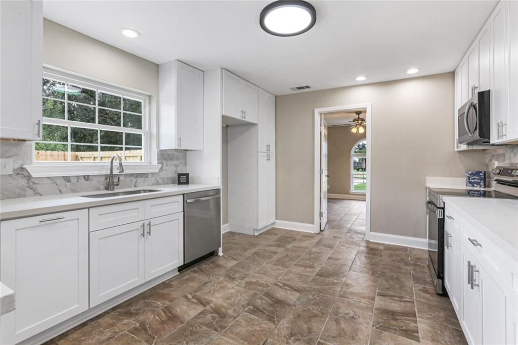 234 Somerset Road Laplace, LA 70068 - Photo 9 of 22 Gallery Image 9