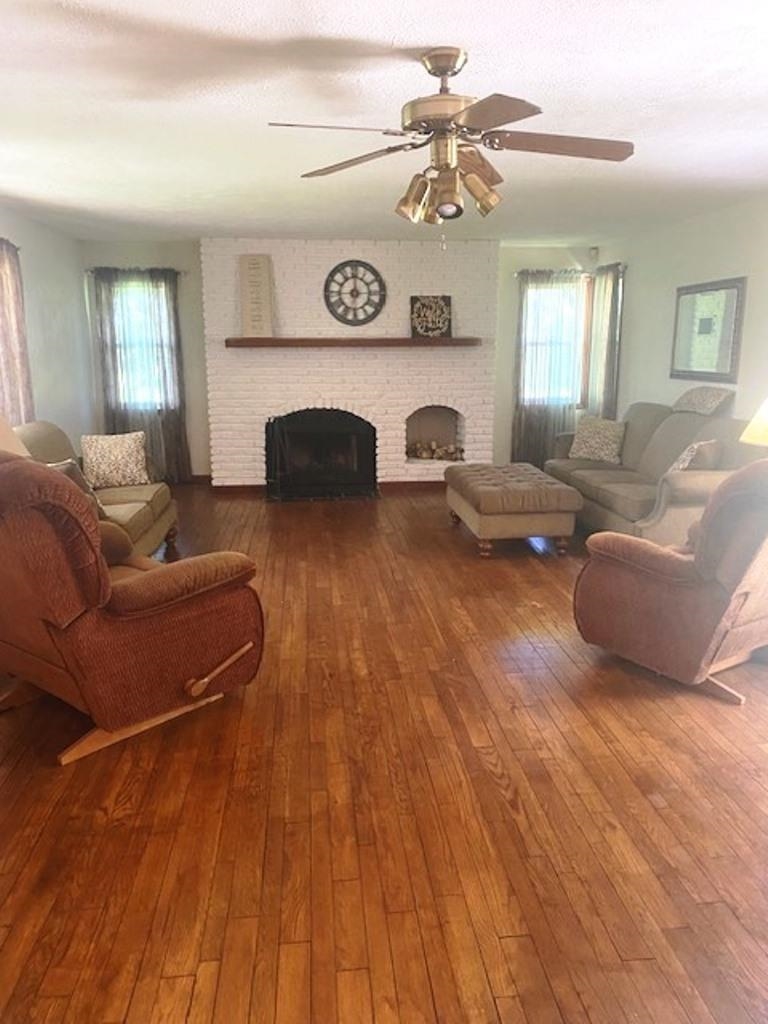 2014 North Meridian Road Rockford, IL 61101 - Photo 4 of 15