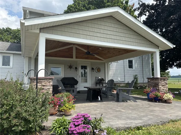 $325,000 | 3944 Taylor Hill Road, Ridgeway, NY 14411