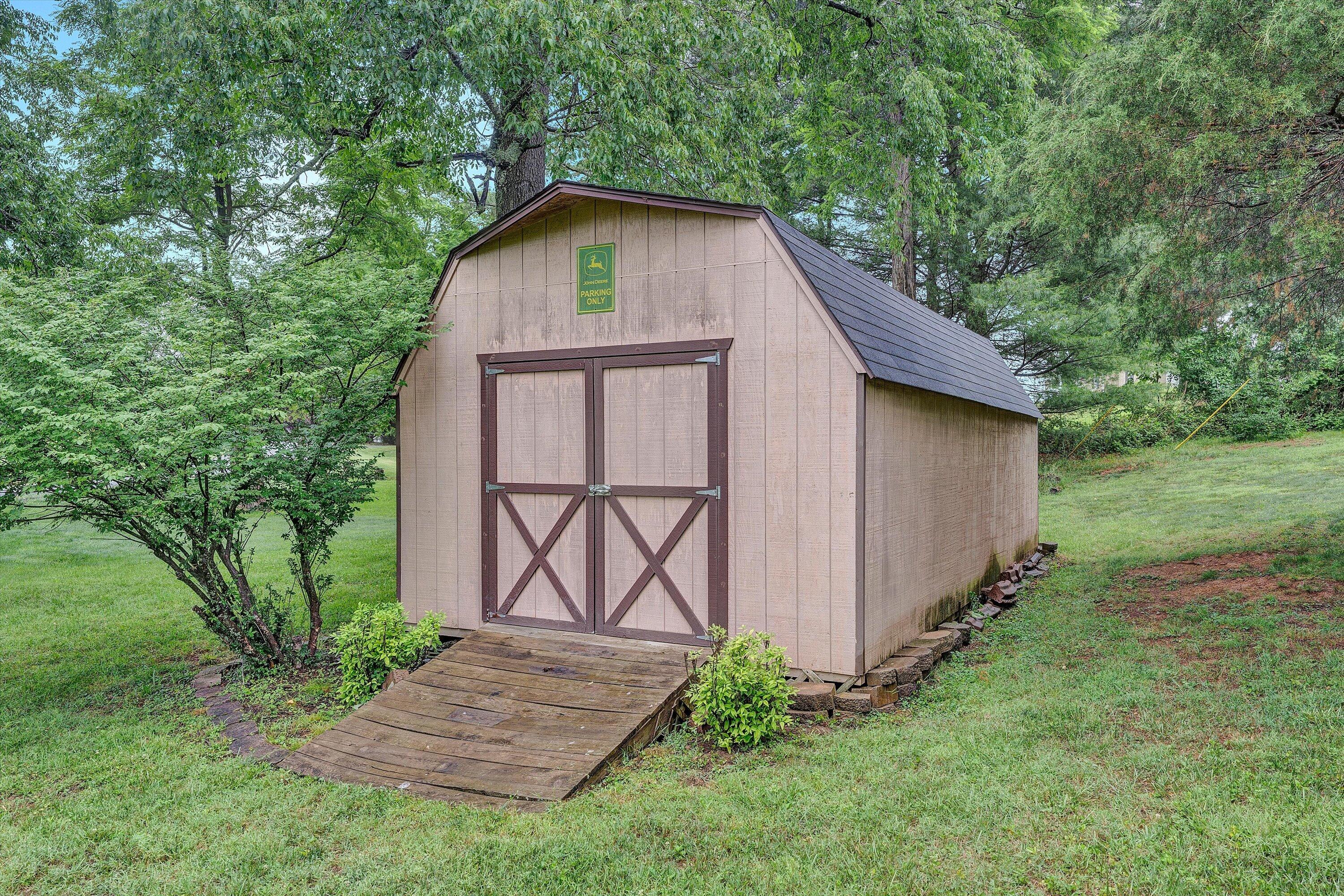 677 Deerfield Road Troutville, VA 24175 - Photo 42 of 48 41-SGP-00358