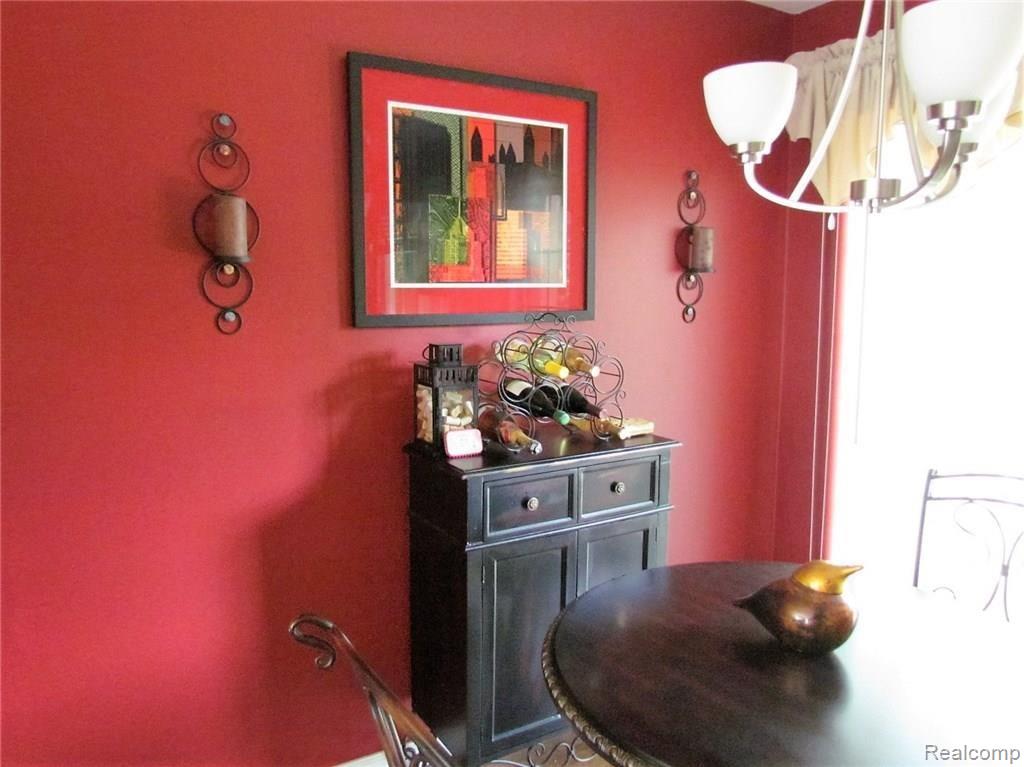 1536 Hidden Valley Lane Rochester, MI 48306 - Photo 19 of 22 IMG_1079.JPG
