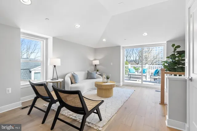 a view of an entryway