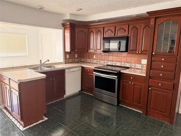 a view of an empty room with window