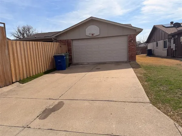 a view of backyard of house