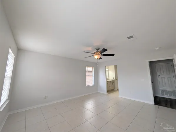 $1,895 | 28 Easton Street, Cantonment, FL 32533