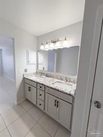 $1,895 | 28 Easton Street, Cantonment, FL 32533