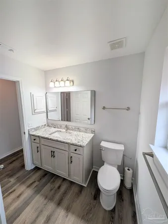 $1,895 | 28 Easton Street, Cantonment, FL 32533
