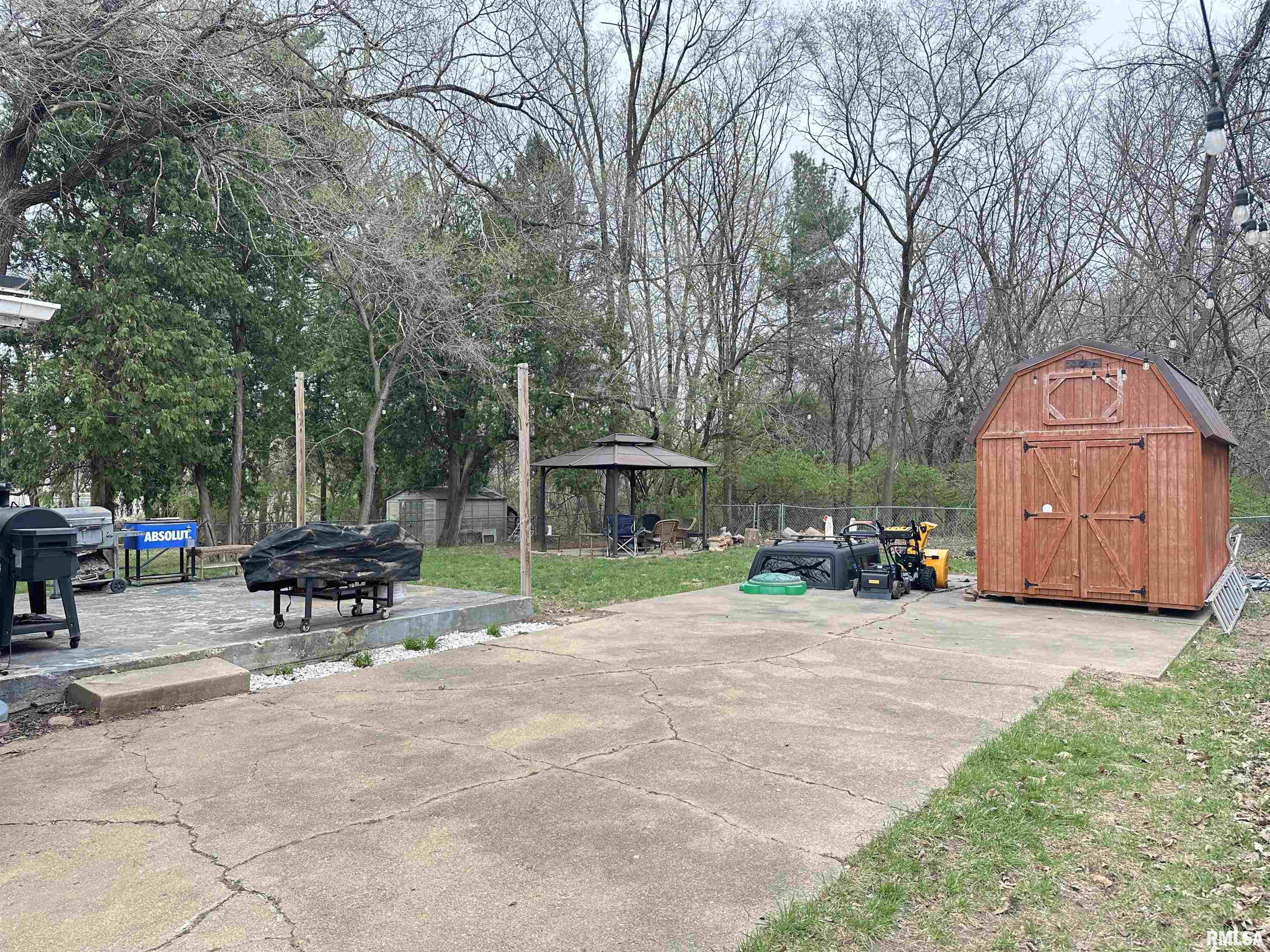 804 Lincoln Road Marquette Heights, IL 61554 - Photo 4 of 21