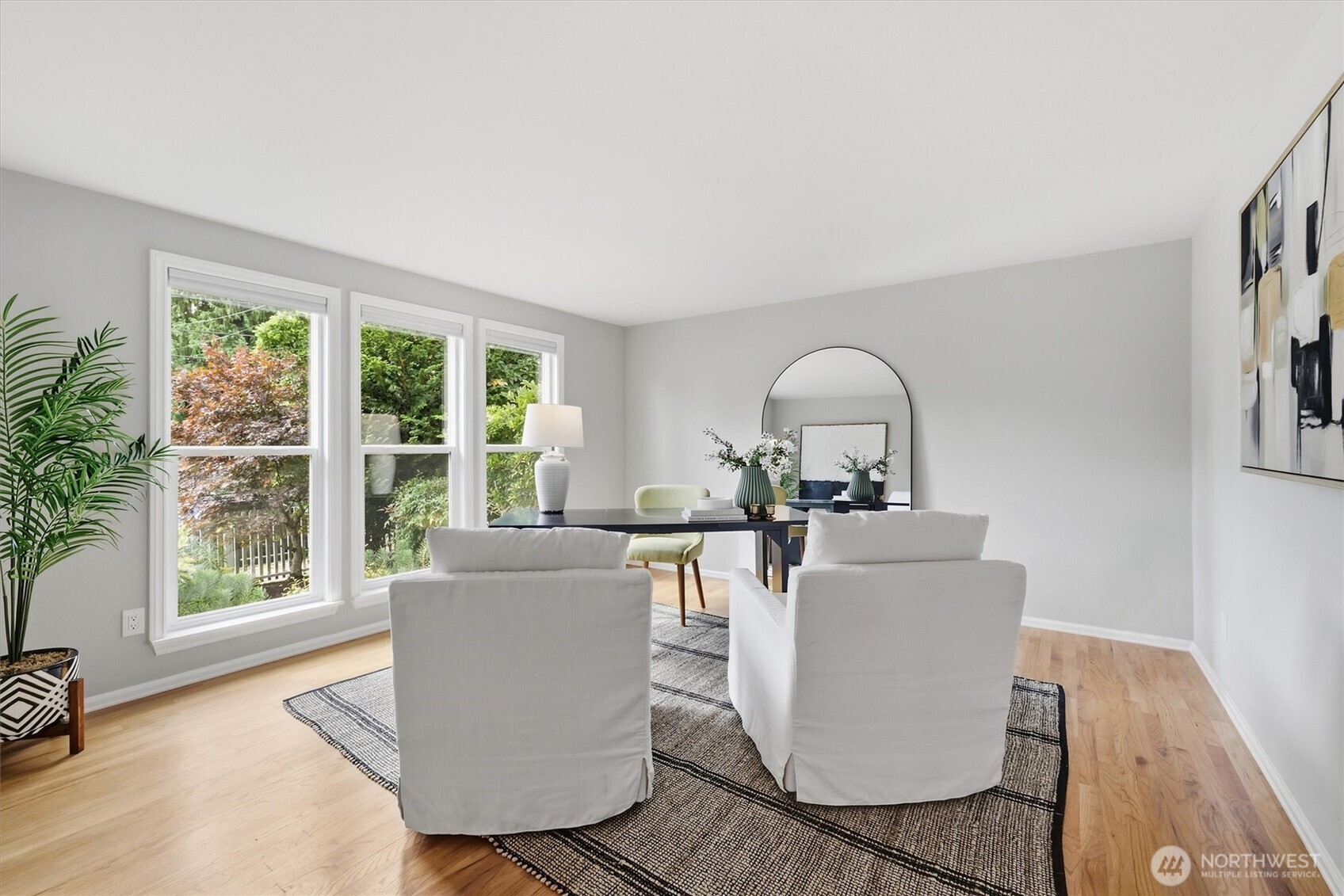 560 North 76th Street Seattle, WA 98103 - Photo 4 of 39 Gallery Image 4
