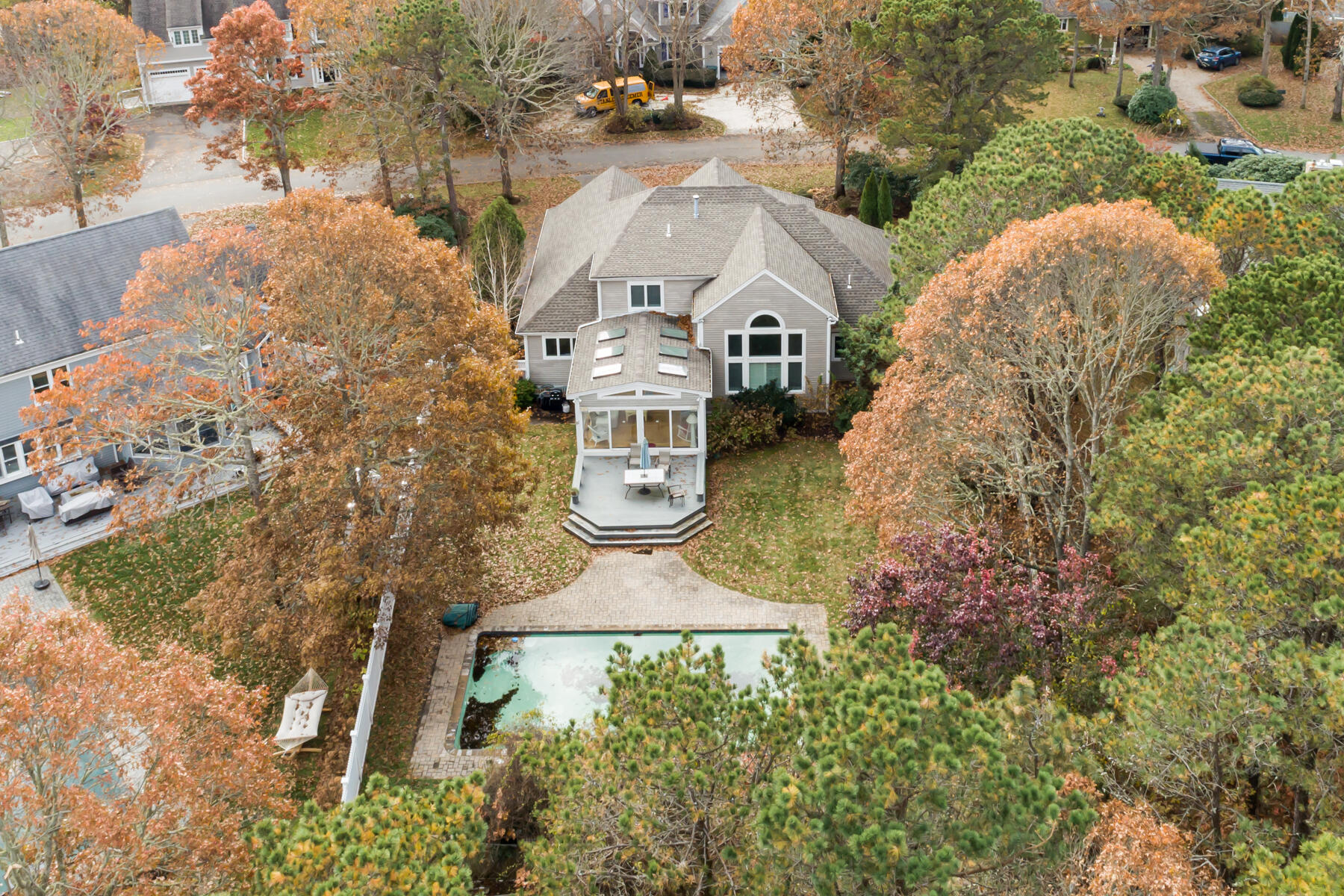 72 Bayshore Drive Mashpee, MA 02649 - Photo 5 of 70 72BayshoreDrMashpee-0004