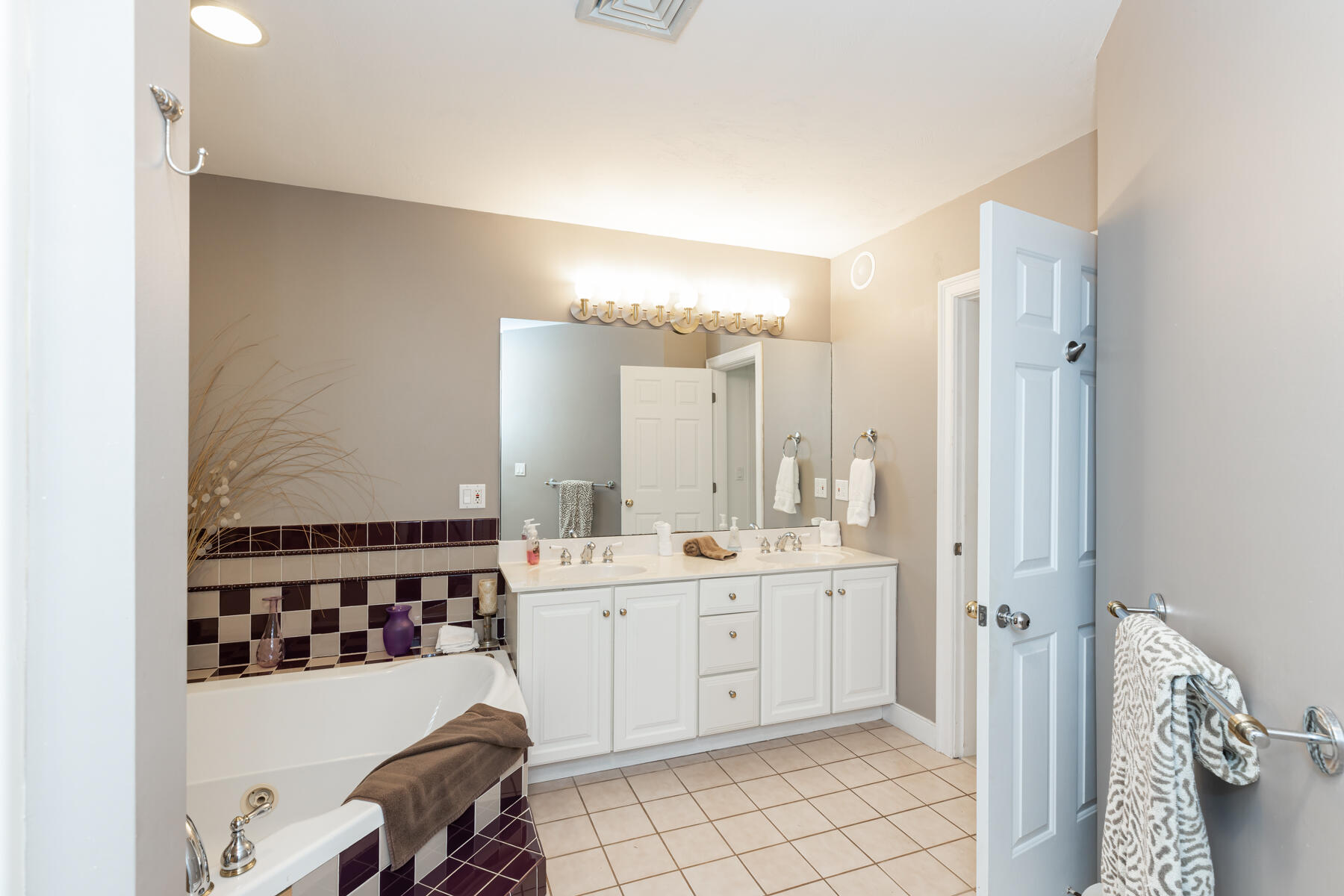 72 Bayshore Drive Mashpee, MA 02649 - Photo 65 of 70 72BayshoreDrMashpee-0330