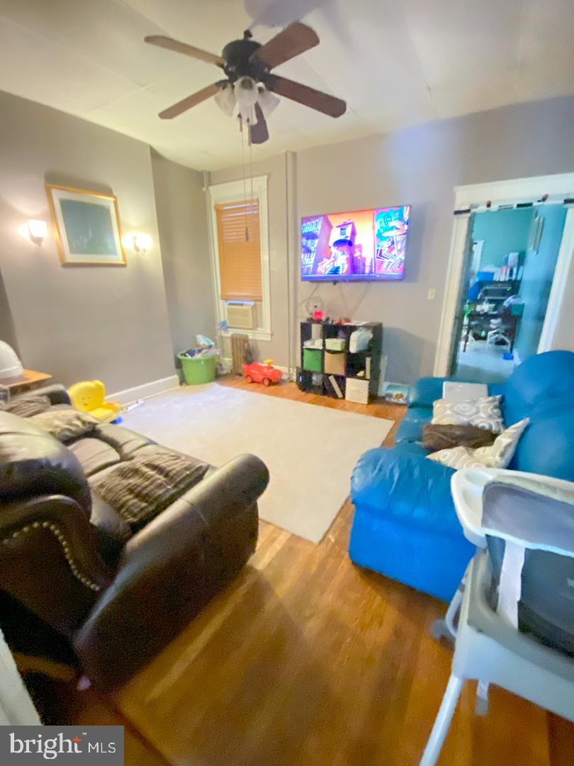 617 North Rosedale Street Baltimore, MD 21216 - Photo 4 of 16 Gallery Image 4