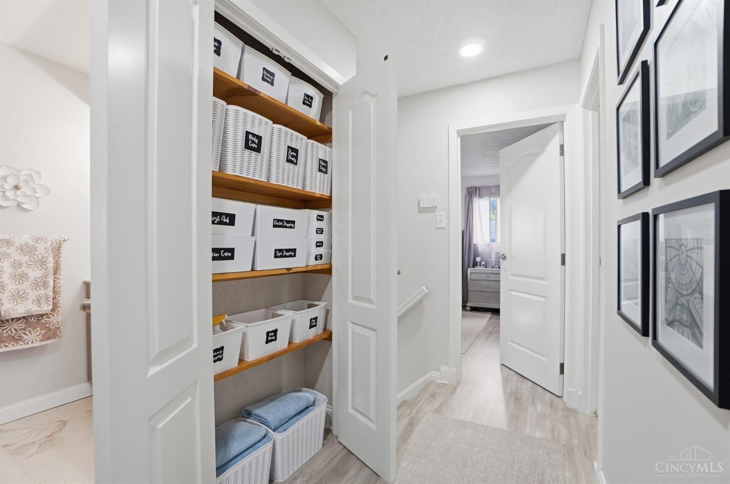 8639 Cheviot Road Cincinnati, OH 45251 - Photo 49 of 72