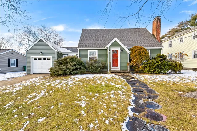 $3,000 | 111 Canna Street, Warwick, RI 02888