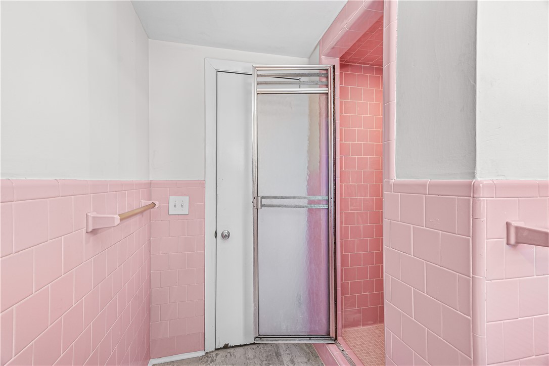 111 Canna Street Warwick, RI 02888 - Photo 21 of 36