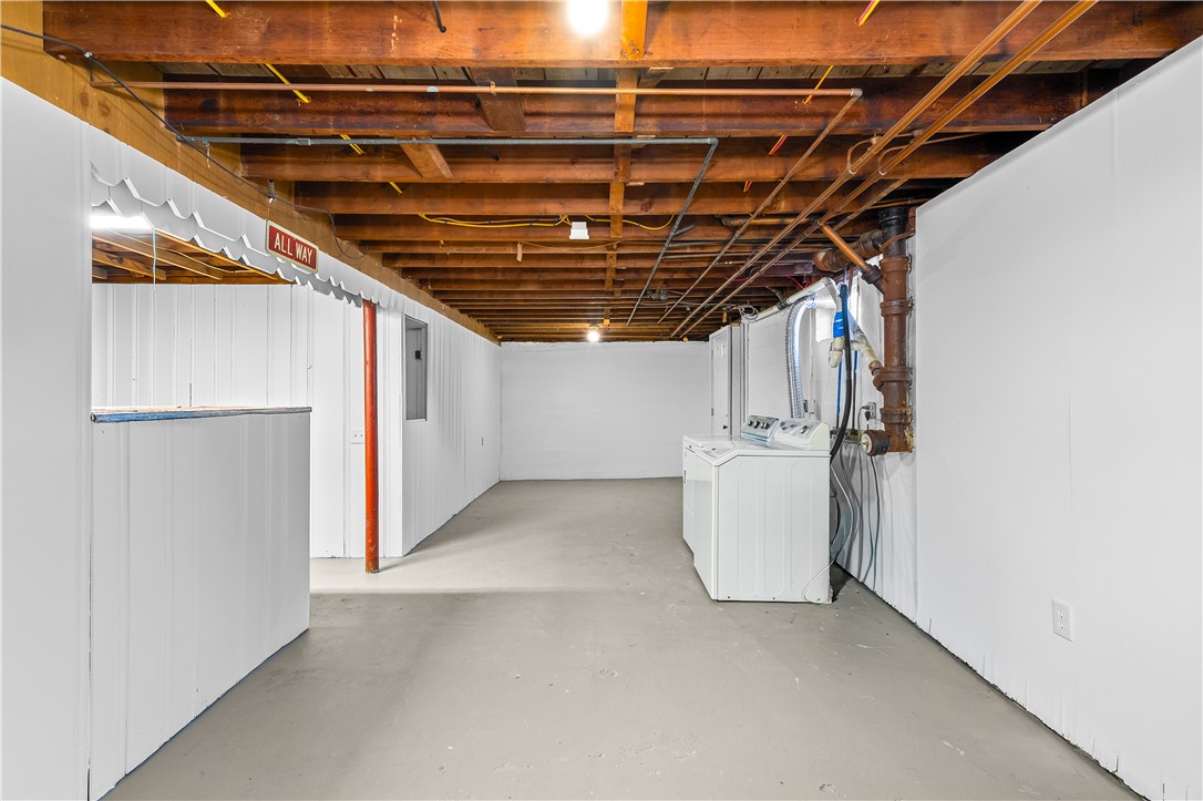 111 Canna Street Warwick, RI 02888 - Photo 25 of 36