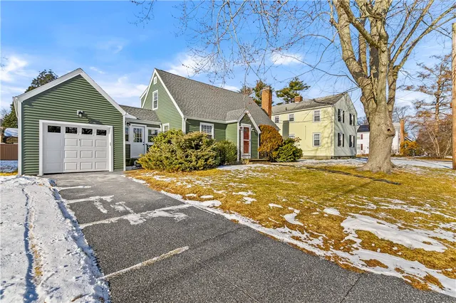 $3,000 | 111 Canna Street, Warwick, RI 02888