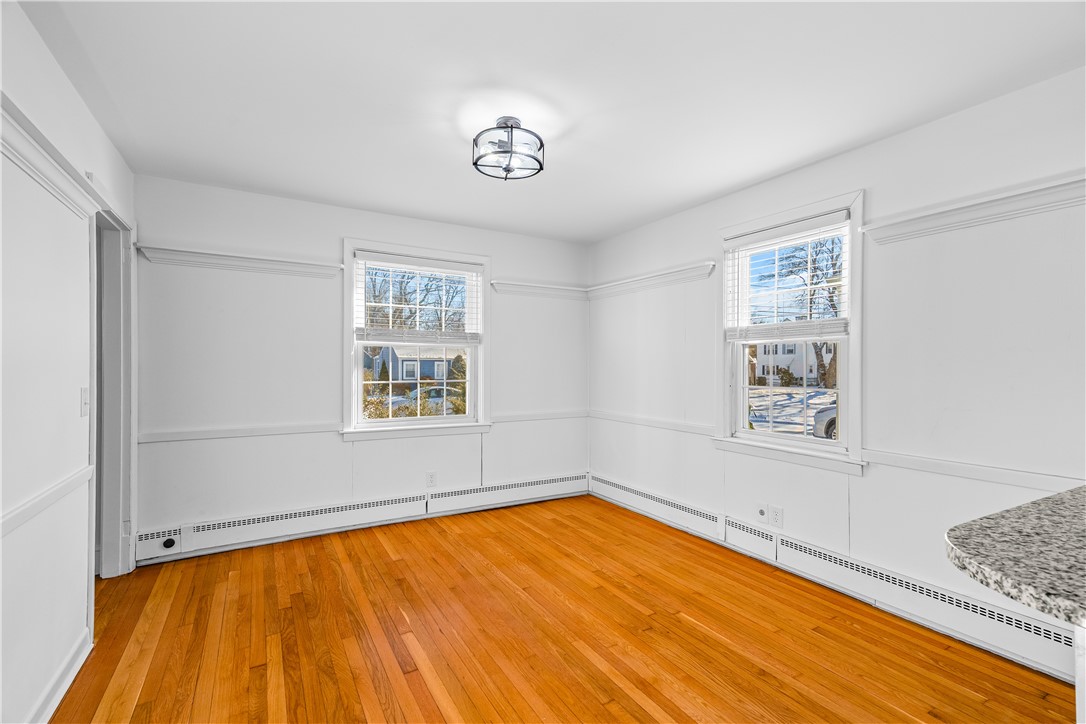 111 Canna Street Warwick, RI 02888 - Photo 8 of 36