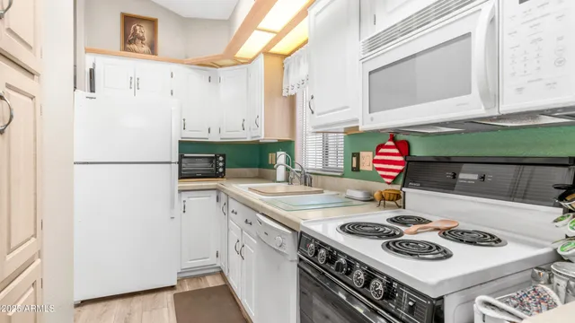 $149,900 | 611 South Ironstone Drive, Unit 611, Apache Junction, AZ 85119